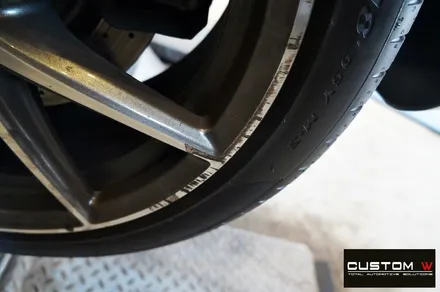 벤츠 A45 AMG 휠 상처 수리 후 블랙유광 휠도색 / 용인 처인구