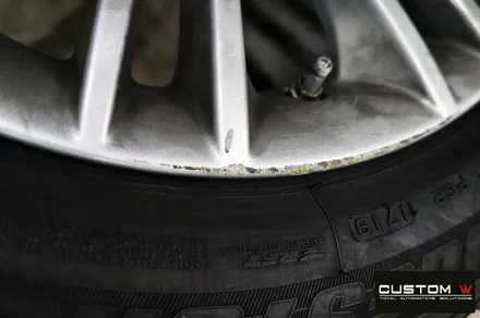 BMW F10 520d 휠 상처 수리 후 고스트 크롬 휠도색 / 용인 처인구