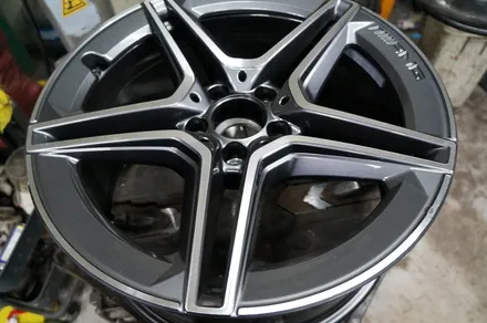벤츠 GLC220d 블랙유광 휠도색 + 레드 캘리퍼 도색 / 용인 처인구