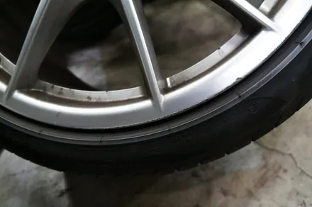 포르쉐 박스터 981 GTS 휠 상처 수리 후 블랙유광 휠도색 / 용인 처인구