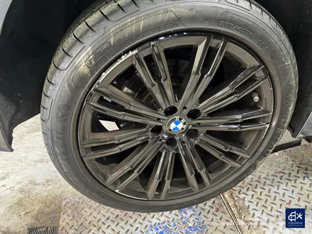 BMW G20 320d 790M 휠수리 후 블랙유광 휠도색 / 용인 처인구