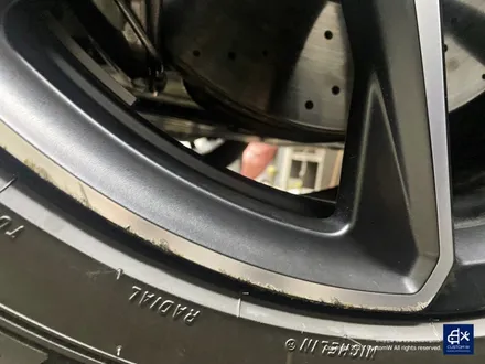 벤츠 GLE53 AMG 휠수리 후 블랙유광 휠도색 + 레드 캘리퍼 도색 / 용인 처인구