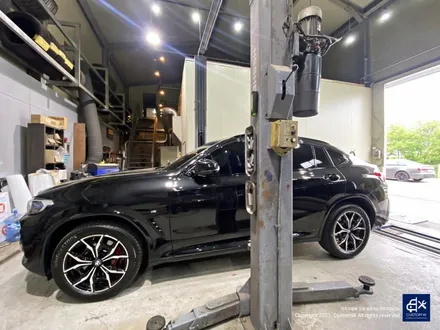BMW X4 887M 휠수리 후 블랙유광 휠도색 / 용인 처인구