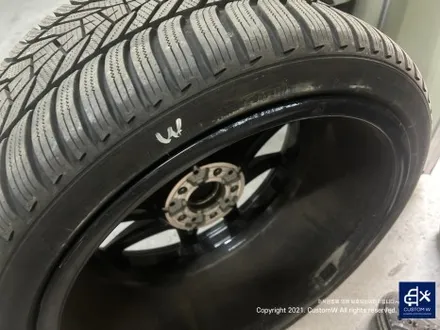자주 입고되는 포켓 머신_! 2세대 신형  BMW G87 M2 930M 블랙 유광 휠도색 / 하이그로시 블랙 / 용인 처인구