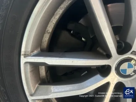 BMW G30 520D 휠 상처 수리 후, 유광 블랙 휠도색 그리고 레드 캘리퍼 도색 작업까지_! / 용인 처인구