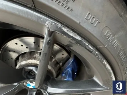 휠 수리 도색 불량 / BMW M4 763M 타 업체 잘못된 휠도색 약품 박리 / 페인트 제거 후, 사틴 블랙 휠 도색 재작업 + 카본 세라믹 골드 캘리퍼 도색 / 용인 처인구