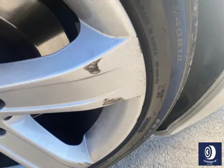 벤츠 W219 CSL350 휠 상처 수리 후, 실버 복원 도색 (타 업체 도색 이력 약품 박리 페인트 제거 후, 재작업 + 센터 휠 캡 + 타이어 신품 교환 장착) / 용인 처인구