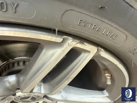 벤츠 W213 E300 AMG 라인 19인치 휠 상처 수리 후, 건메탈 그레이 휠 도색 / 용인 처인구