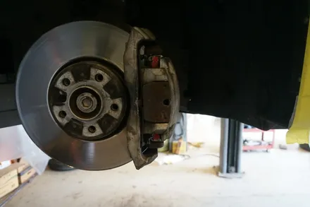 BMW 5GT 잘 못된 휠수리로 엉망이 된 휠 재작업. 다이아몬드 커팅 블랙 폴리시 휠로 재탄생 그리고  캘리퍼 도색까지.! / 용인 처인구