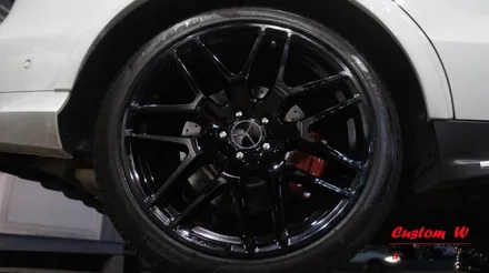 벤츠 AMG 라면 스포티한 블랙 휠과 레드 캘리퍼 조합을! 벤츠 GLE 63 AMG 블랙유광 휠도색, 레드 캘리퍼도색 작업기. / 용인 처인구