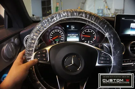 메르세데스 벤츠 C63 AMG 더욱 강렬하게 블랙유광 휠도색, 레드 캘리퍼도색. / 용인 처인구
