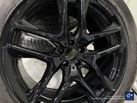 벤츠 GLE53 AMG 잘 못된 휠수리 박리 제거 후, 블랙유광 휠도색 + 레드 캘리퍼 도색 / 용인 처인구