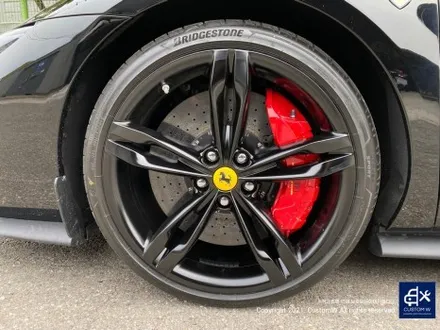 Ferrari 페라리 296 GTS 신차 출고  작업 번호판 미장착  미등록 차량 사틴 블랙 / MATT BLACK ( 무광 검정) 휠 도색_! / 용인 처인구
