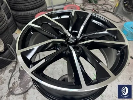 아우디 A7 55TFSI e 20인치 다이아몬드 커팅 가공을 이용한 블랙 폴리시 휠 커스텀 +  부식 방지 블랙 컬러로 캘리퍼 도색 작업까지_! / 용인 처인구