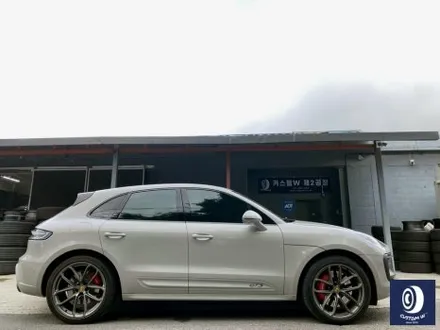 포르쉐 마칸 GTS 휠 상처 수리 후, 사틴 플래티넘 휠 복원 도색 / 용인 처인구