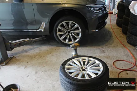 BMW G12 730Ld 휠 상처 수리 후 실버 휠복원 / 용인 처인구