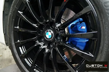 BMW G30 520i 블랙유광 휠도색 + 블루 캘리퍼 도색 / 용인 처인구