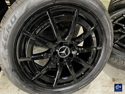 벤츠 신차 GLB35 AMG 블랙유광 휠도색 + 골드 캘리퍼 도색 / 용인 처인구