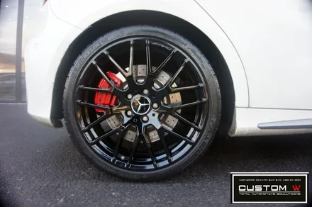 벤츠 A45 AMG 블랙유광 휠도색 , 레드 캘리퍼 도색. / 용인 처인구