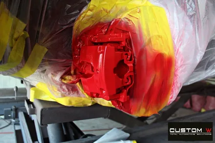 벤츠 GLC300e 휠 상처 수리 후 블랙유광 휠도색 + 레드 캘리퍼 도색 / 용인 처인구