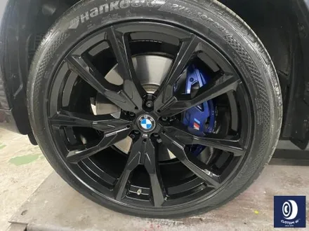 BMW X7 M50i 755M 22인치 휠 상처 수리 후, 제트 블랙(하이그로시 블랙) 휠도색 / 용인 처인구