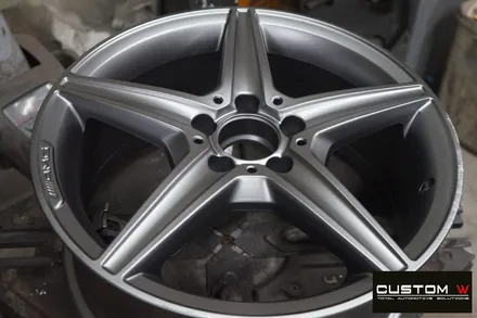 벤츠 C200 AMG 라인 다이아몬드 컷팅 휠 상처 수리 후, 휠 복원 그리고 레드 캘리퍼 도색 작업까지.! / 용인 처인구