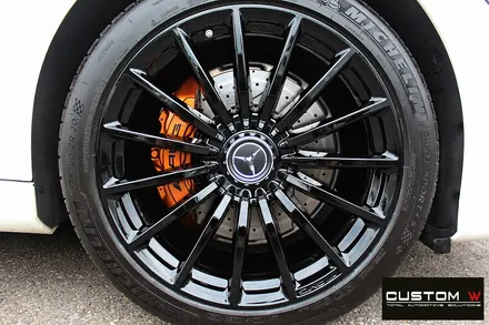 벤츠 GT43 AMG 블랙유광 휠도색 + 카본 세라믹 골드 캘리퍼 도색 / 용인 처인구