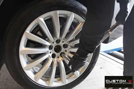 BMW G12 730Ld 휠 상처 수리 후 실버 휠복원 / 용인 처인구