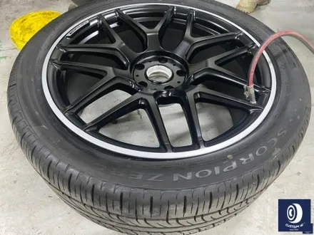 신차 출고 후 곧바로 입고_!  유니크한 멋진 바디 컬러_!! 벤츠 G 바겐 G63 AMG 22인치 투톤 무광 휠도색 작업으로 완성체로 만들었어요 : - ) / 용인 처인구