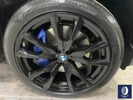BMW X7 M50i 755M 22인치 휠 상처 수리 후, 제트 블랙(하이그로시 블랙) 휠도색 / 용인 처인구