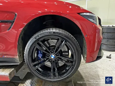 BMW M4 437M 휠수리 후 블랙 유광 휠도색 / 용인 처인구