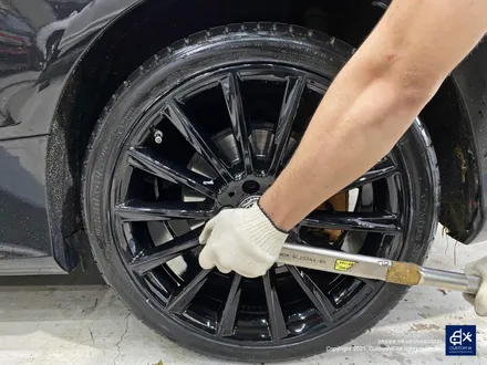 벤츠 C200 카브리올레 휠수리 후 블랙유광 휠도색 / 용인 처인구