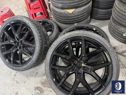볼보 XC60 타 업체 잘못된 수리 도색 이력이 있는 22인치 약품 박리 / 페인트 제거 후, 블랙 유광 휠도색 + 캘리퍼 도색 작업까지_! / 용인 처인구