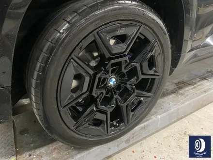 BMW XM 22인치 하이그로시 블랙 (검정 유광) 휠도색 / 용인 처인구