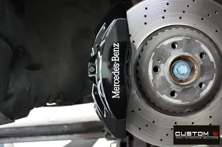 벤츠 S350d 잘못된 휠수리 도색 이력 약품 박리 및 휠 상처 수리 후 고스트 크롬 휠도색 + 블랙 캘리퍼 도색 / 용인 처인구