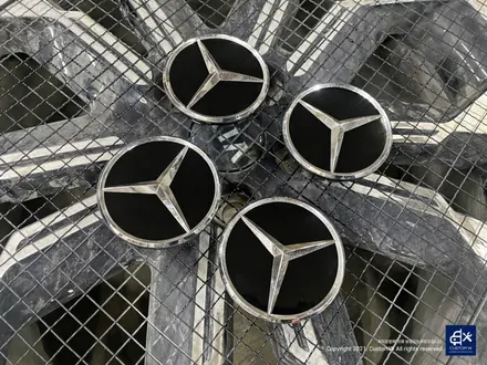 벤츠 GLE53 AMG 잘 못된 휠수리 박리 제거 후, 블랙유광 휠도색 + 레드 캘리퍼 도색 / 용인 처인구