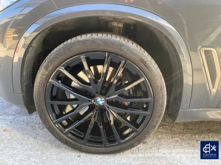 BMW G05 X5 22인치 742M 휠 상처 수리 후, 블랙 유광 휠도색 / 용인 처인구