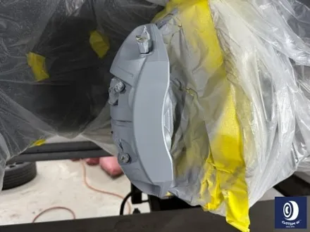 테슬라 모델 Y 20인치 인덕션  휠 상처 수리 후, 사틴 블랙 (무광 검정) 휠 복원 도색 + 레드 캘리퍼 도색 작업까지_! / 용인 처인구