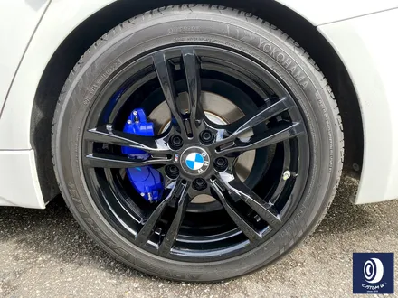 잘못된 휠 수리 도색 이력이 있는 BMW F30 330i 400M 약품 박리 ( 페인트 제거) 후, 하이그로시 블랙 (검정 유광) 휠도색 / 용인 처인구