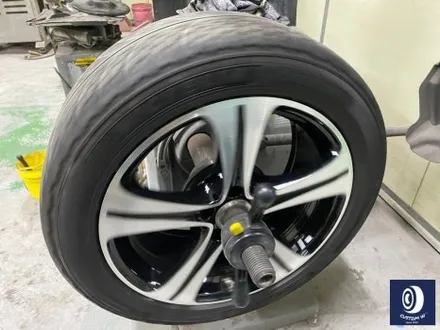 벤츠 W213 E300 18인치 휠 상처 수리 후, 다이아몬드 커팅 가공을 이용한 블랙 폴리시 휠 만들기_! / 용인 처인구