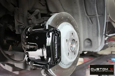 벤츠 S350d 잘못된 휠수리 도색 이력 약품 박리 및 휠 상처 수리 후 고스트 크롬 휠도색 + 블랙 캘리퍼 도색 / 용인 처인구
