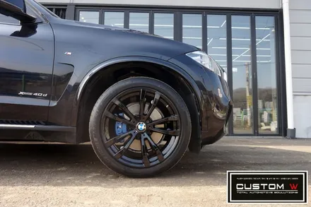 BMW X5 40D 부식이 심한 캘리퍼 부식 녹 제거후, 캘리퍼 도색 / 휠상처 수리후, 블랙유광 휠도색 까지.! 커스텀W / 용인 처인구