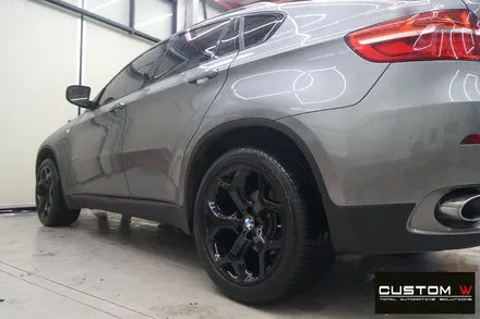BMW E71 X6 40D 20인치 Y스포크 휠 상처 수리 후, 블랙유광 휠도색 & 지저분한 캘리퍼 깔끔하게 도색. / 용인 처인구