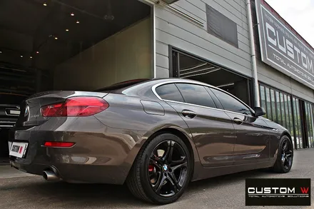 BMW 640d 휠 수리 후 블랙유광 휠 도색 + 레드 캘리퍼 도색 / 용인 처인구