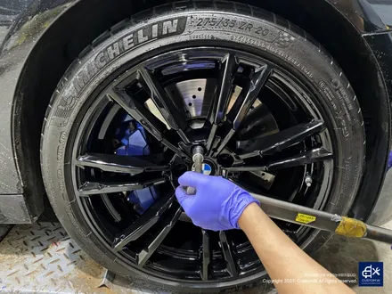 BMW F90 M5 706M 휠수리 후 블랙유광 휠도색 / 용인 처인구