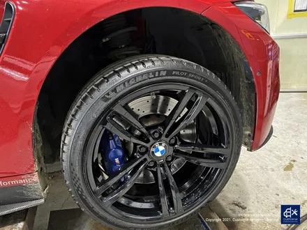 BMW M4 437M 휠수리 후 블랙 유광 휠도색 / 용인 처인구