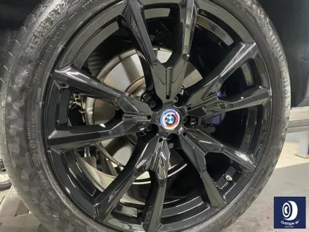 BMW G07 X7 755M 22인치 휠 블랙 유광 휠도색 / 용인 처인구