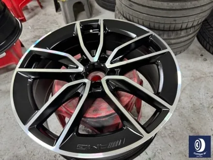 벤츠 C43 AMG 휠 상처 수리 후, 다이아몬드 커팅 가공을 이용한 블랙 폴리시 투톤 휠 커스텀 도색 / 용인 처인구