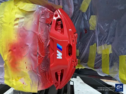 BMW i4 M50 블랙유광 휠도색 + 레드 캘리퍼도색 / 용인 처인구