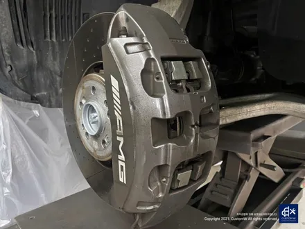 벤츠 GLE53 AMG 잘 못된 휠수리 박리 제거 후, 블랙유광 휠도색 + 레드 캘리퍼 도색 / 용인 처인구